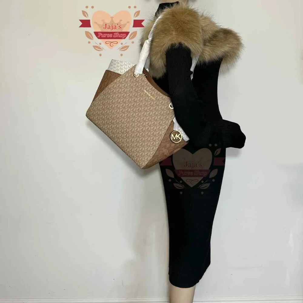 ❤️Michael Kors Signature Trio Color Coated Canvas Purse❤️ - Picture 14 of 17